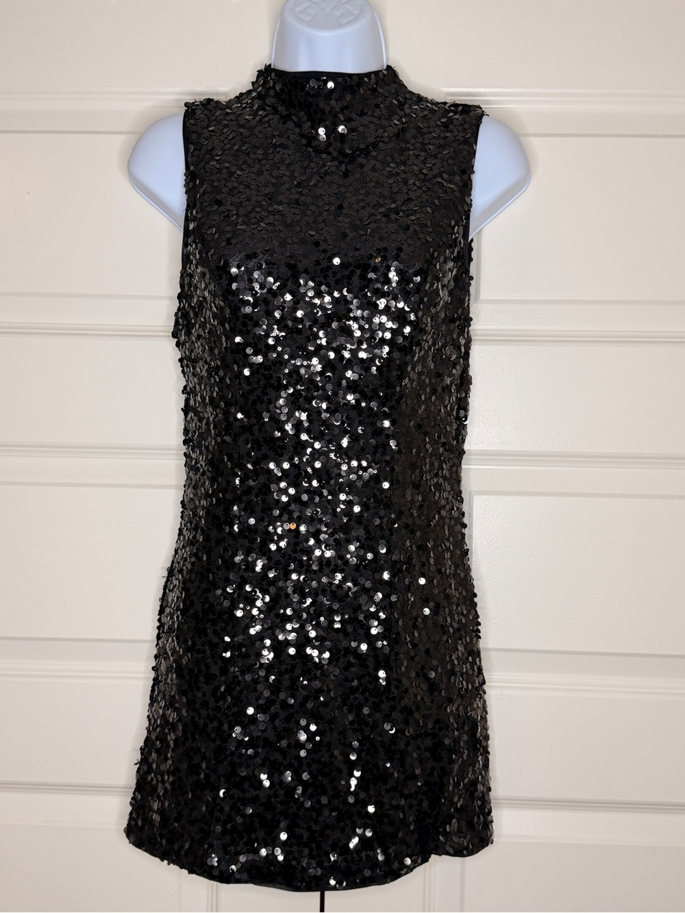 SHEIN Black Sleeveless Sequin Mini Dress